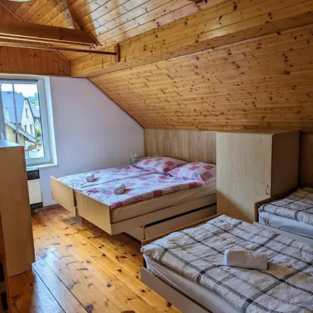 U Holzäpfelů - Červený Kostelec